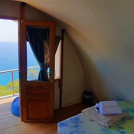Campsite Cosmos Lounge *